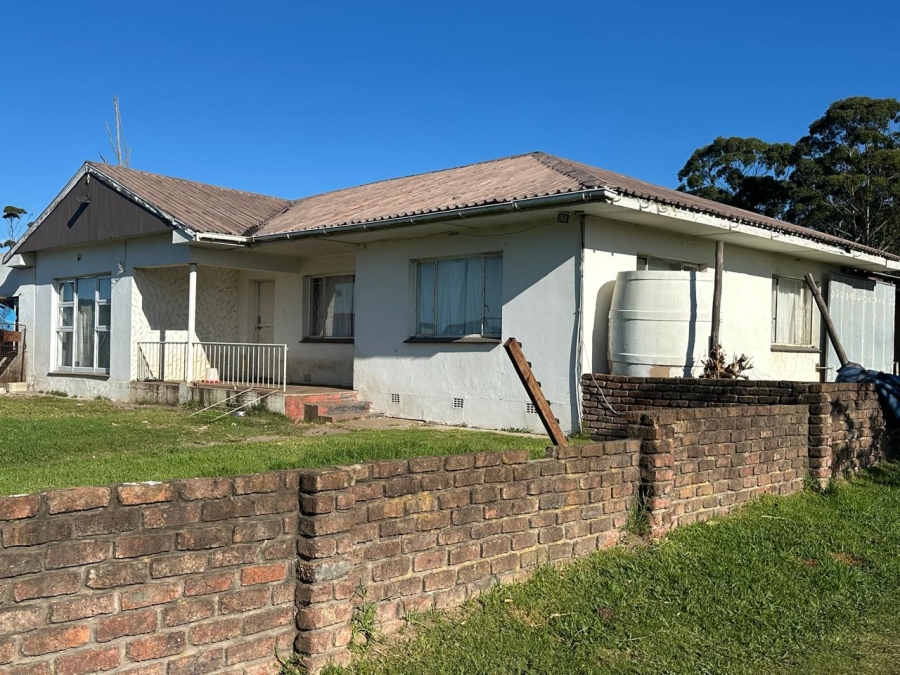 Commercial Property for Sale in Graceland Eastern Cape